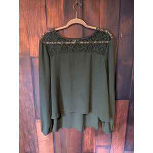 Lily White Forest Green Long Sleeve Women's Flowy Lace Top Size XL Holiday Party